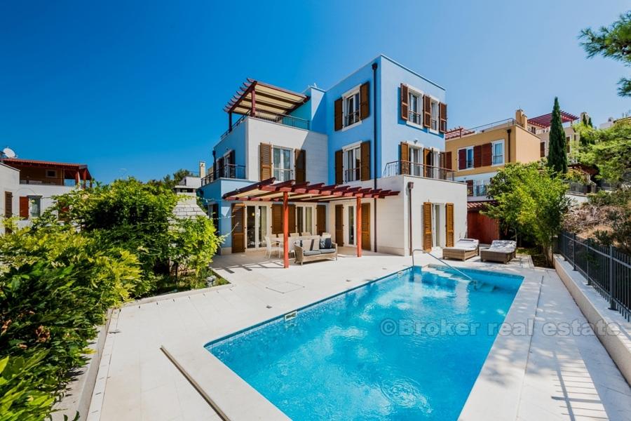 Modern villa with pool and sea view