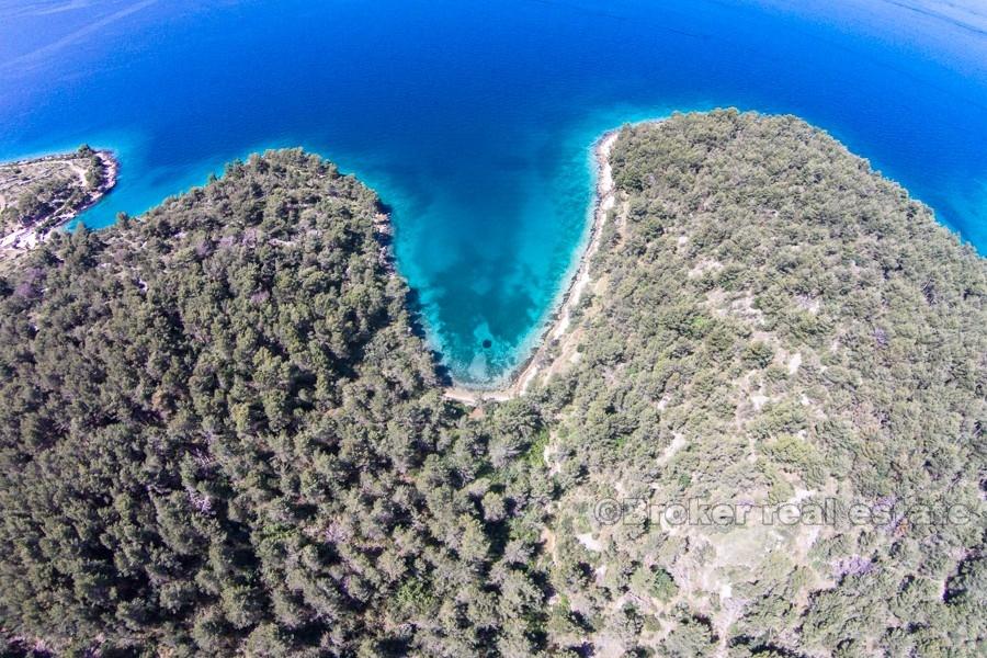 Terreno edificabile vicino al mare, in vendita