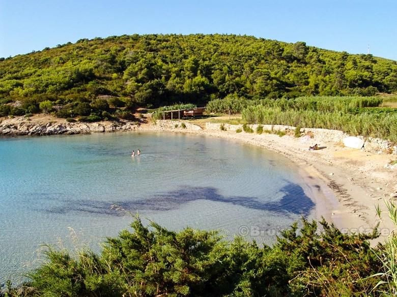 Maison / Villa à vendre, île de Vis, près de la mer