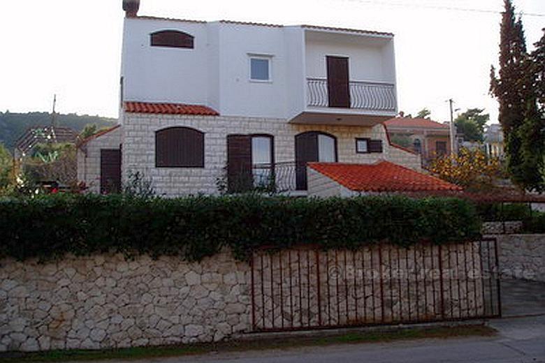 Maison / villa, première rangée de la mer