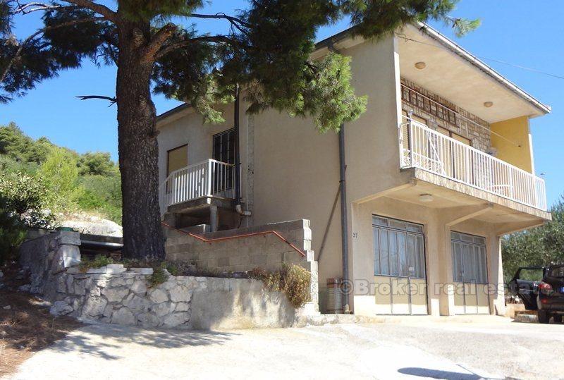 Casa / villa nei pressi di Marina, terza fila dal mare, con una bella vista, in vendita