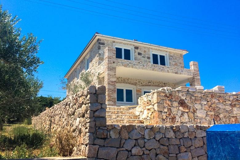 Maison / Villa sur l'île de Ugljan, front de mer, en vente