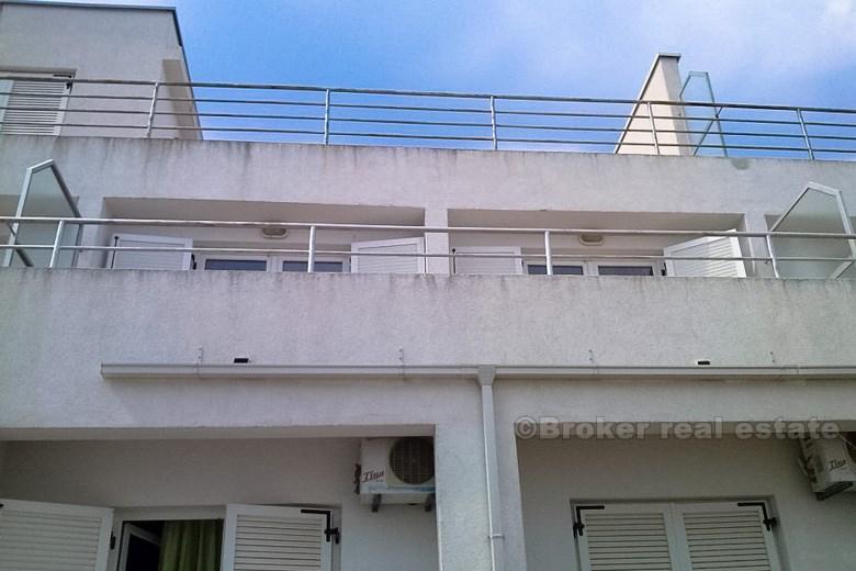 Apartman/Stan, otok Šolta, u blizini mora, na prodaju
