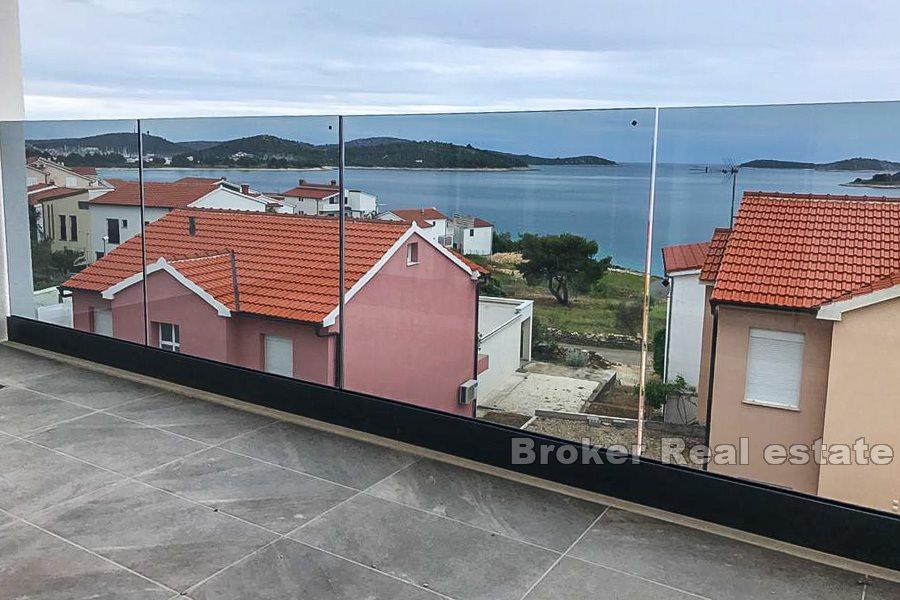 Apartamenty w nowym budynku z widokiem na morze
