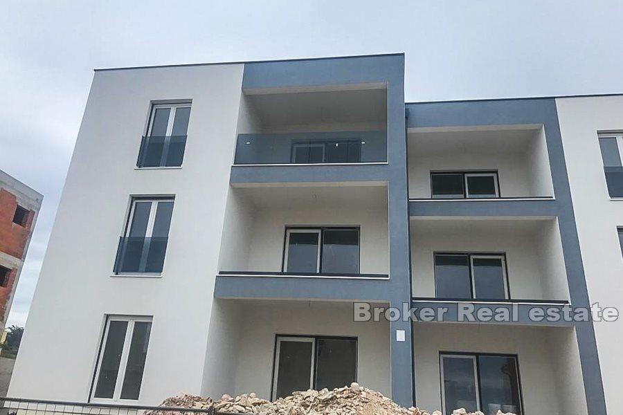 Apartamenty w nowym budynku z widokiem na morze