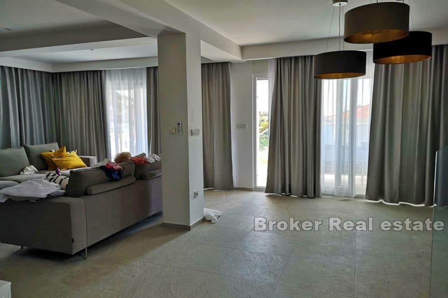 Luxusvilla mit Pool