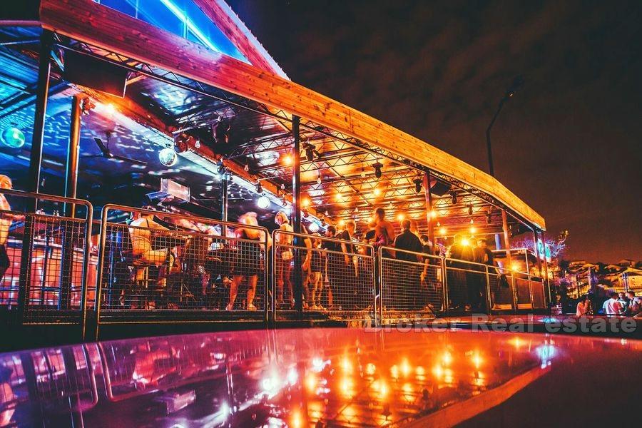 Discoteca con parcheggio (Zenta), in affitto