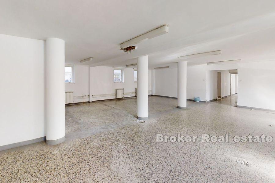 Edificio commerciale in un'ottima posizione