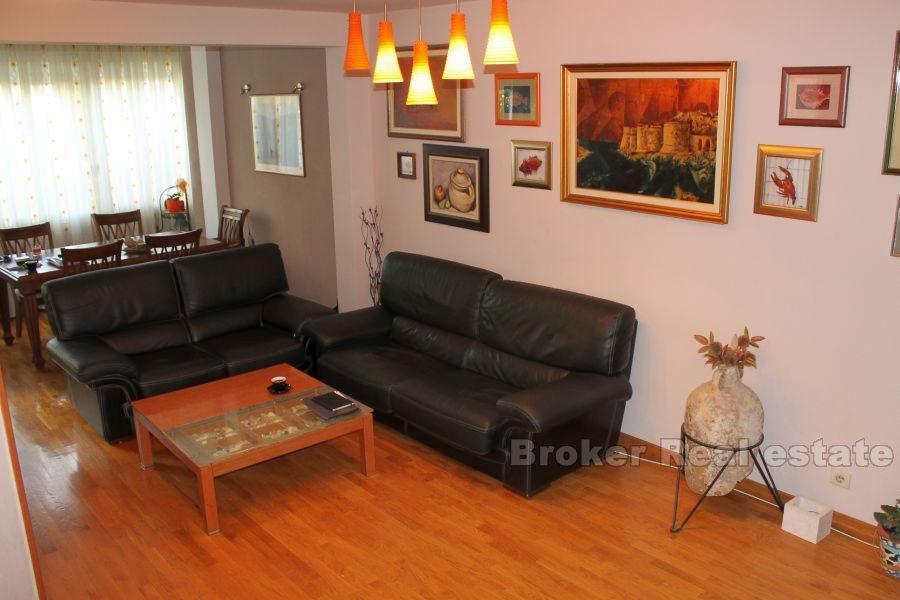 Apartament z ogrodu uprawnego