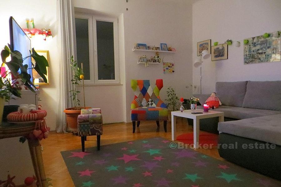 Apartman/stan u Splitu s pogledom na more u blizini centra grada, na prodaju