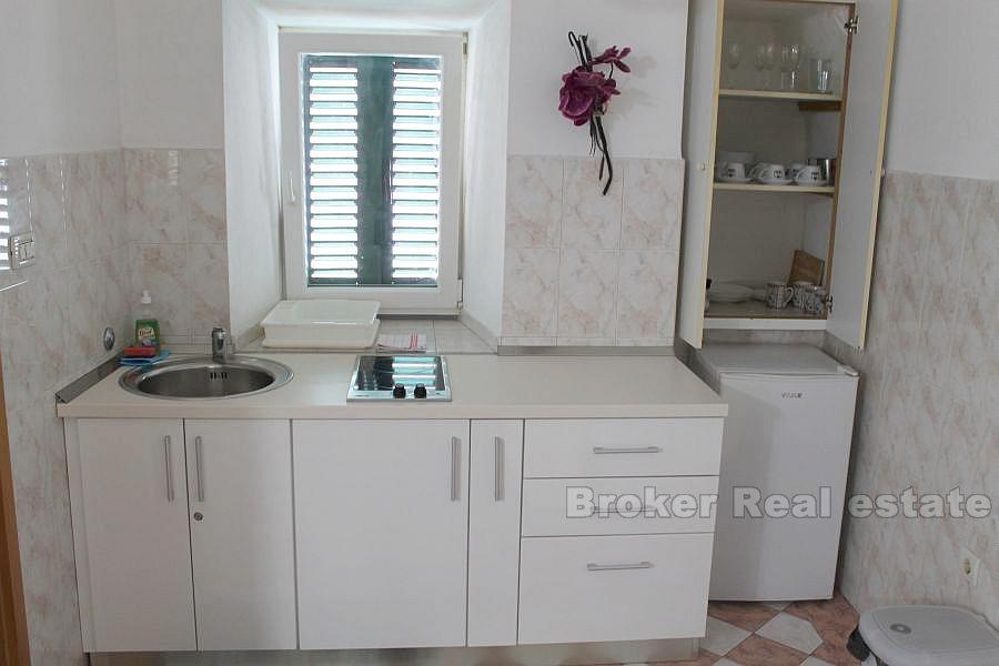 La maison / villa, sur trois étages, Split, centre