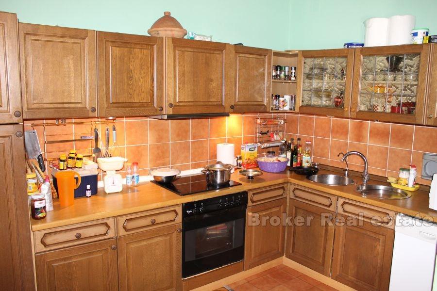 Dům / Villa, samostatně stojící, výhled na moře, Čiovo