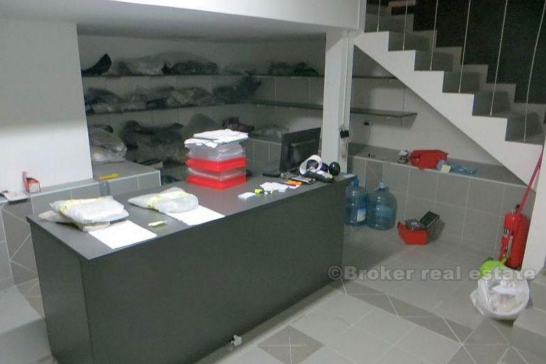 Espace de bureaux spacieux de 270 m2, à louer