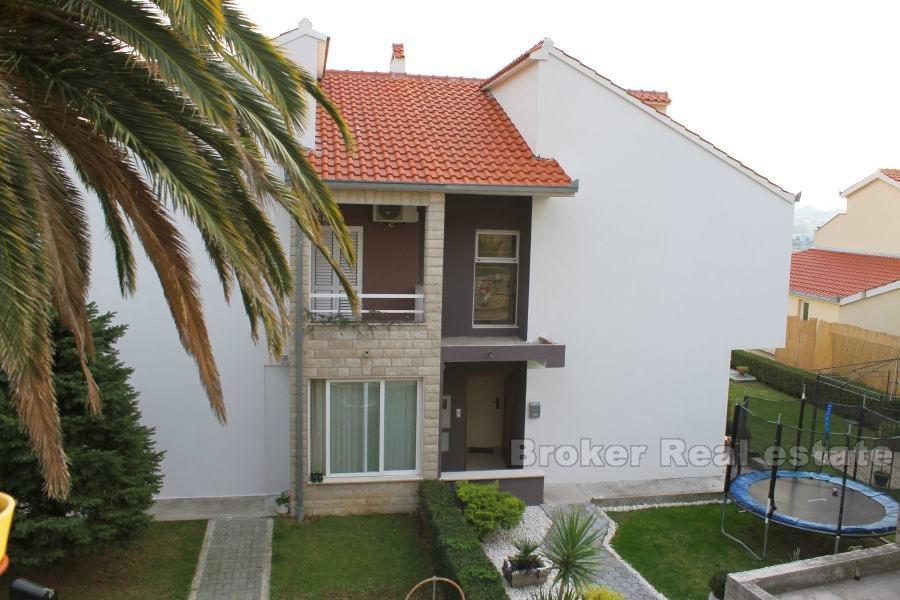 Das Haus zum Verkauf, Blick aufs Meer, Solin