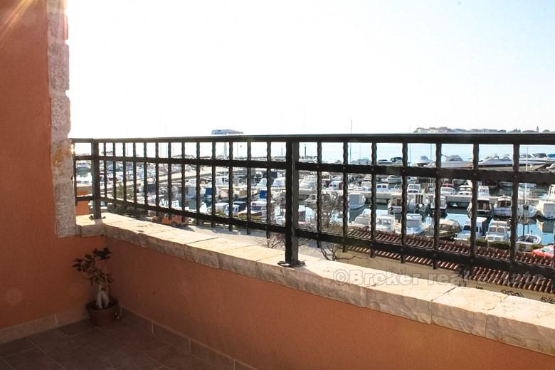 Apartment near Split, in a new building, seafront, on sale