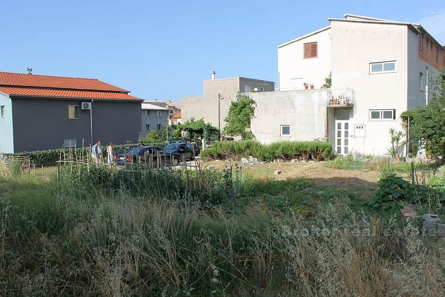 Terreno edificabile di 367 m2, in vendita