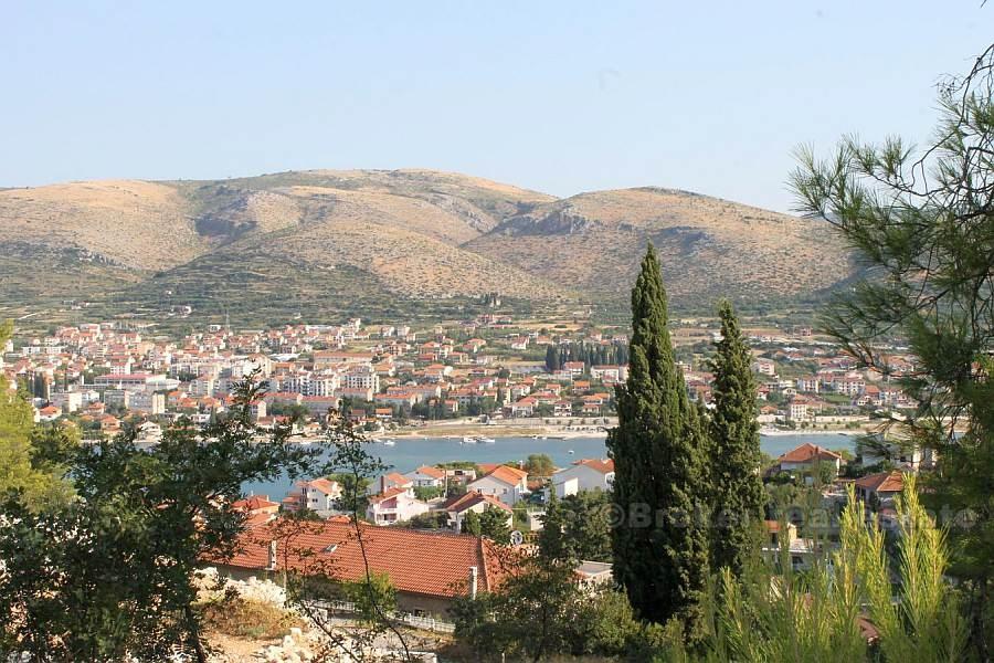 Bygg land med utsikt over Kastela Bay, til salgs