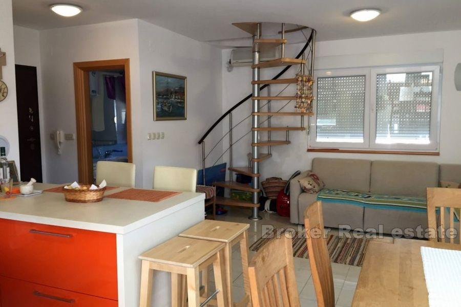 To-etasjes leilighet i et rolig sted, til salgs