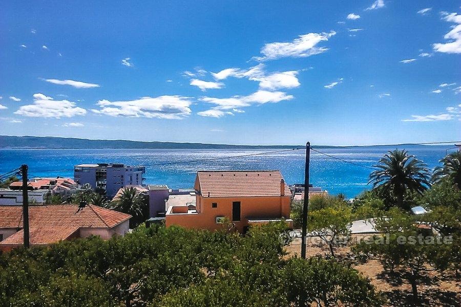 To roms leilighet med havutsikt, til salgs