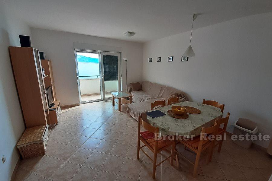 Dvosoban apartman prvi red do mora