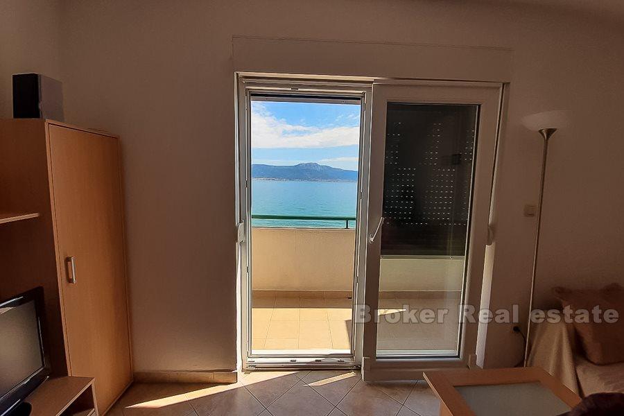 Dvosoban apartman prvi red do mora