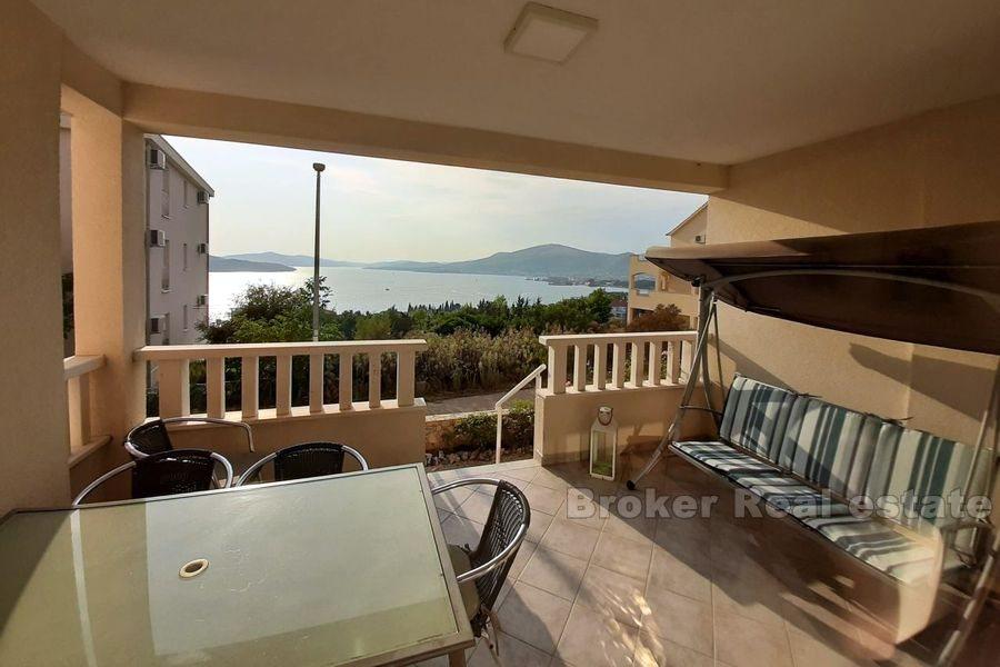 Moderne Wohnung mit Meerblick
