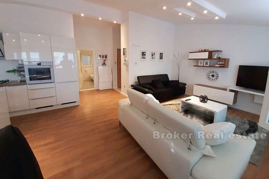 Modern two bedroom apartment on Bacvice, sea view