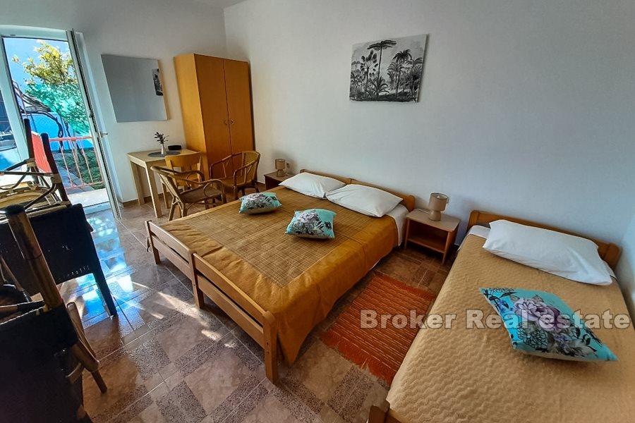 Haus im Erdgeschoss mit Meerblick