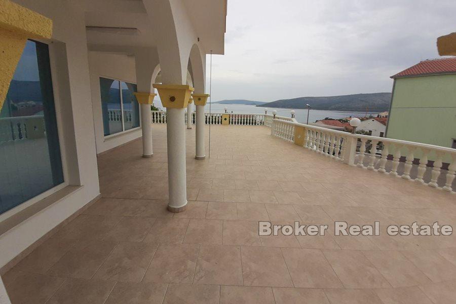 Appartamento con vista mare
