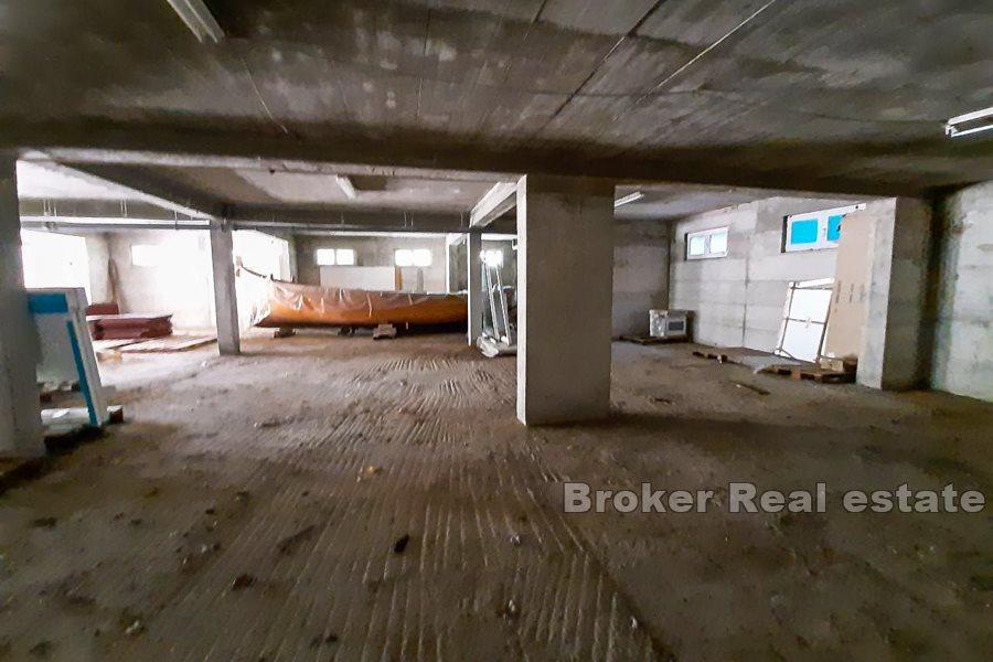 Office space, 334 m2