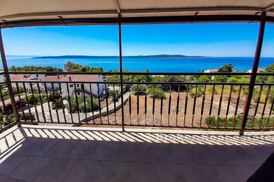 Palazzina con vista mare