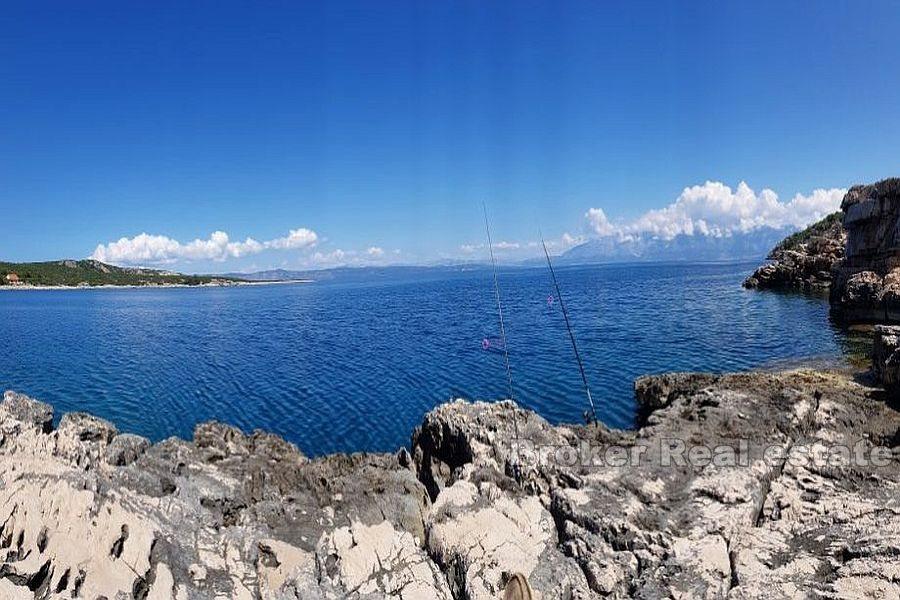 Terreno edificabile in prima fila al mare