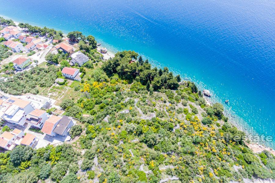 Terrain à bâtir, première rangée à la mer
