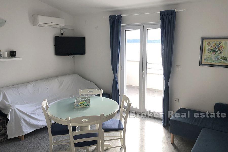 Appartamento con vista mare