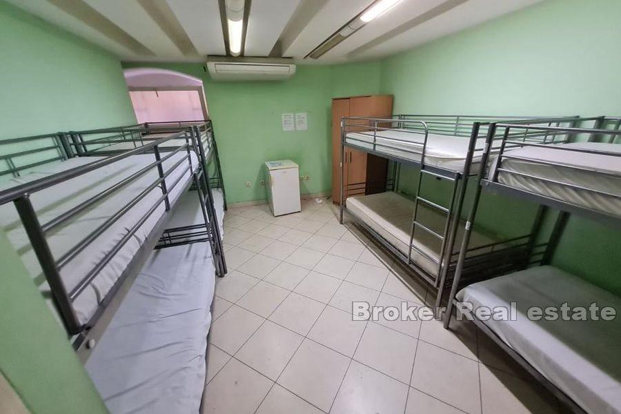 Obchodní prostory, dvě patra