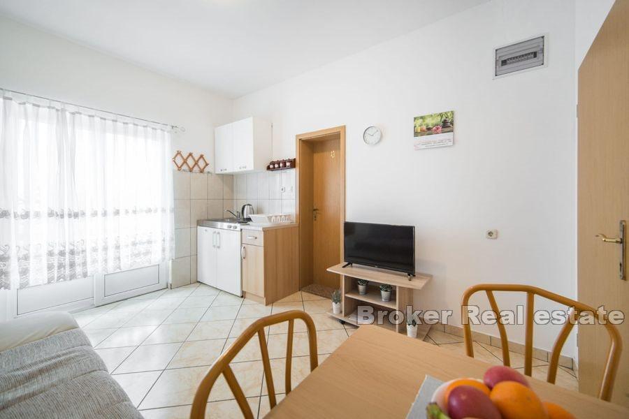 Dům s 12 apartmány s výhledem