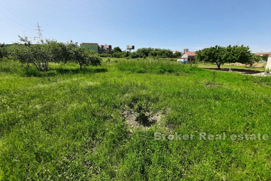 Spacious building plot in a great location