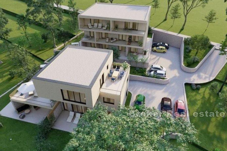 Terreno edificabile con progettazione concettuale e vista
