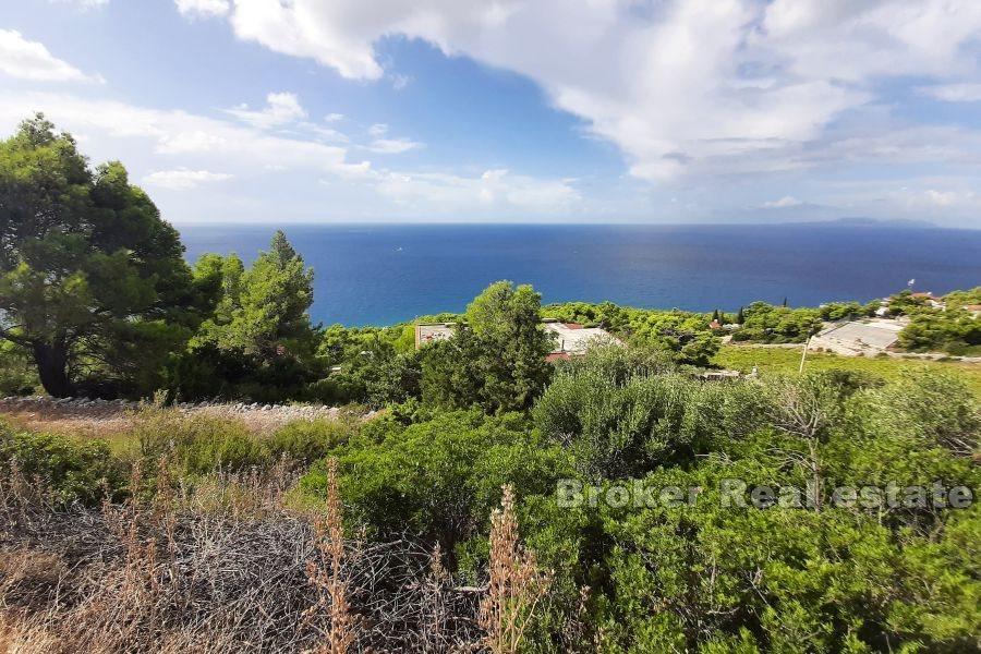 Building plot with sea view