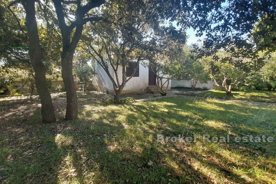 Nicely positioned plot with a ground floor