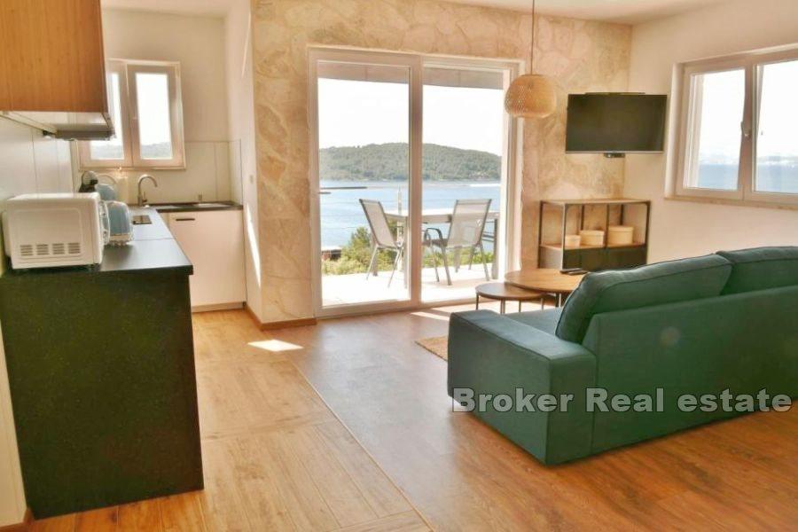 Appartamento con due stanze e una bellissima vista sul mare