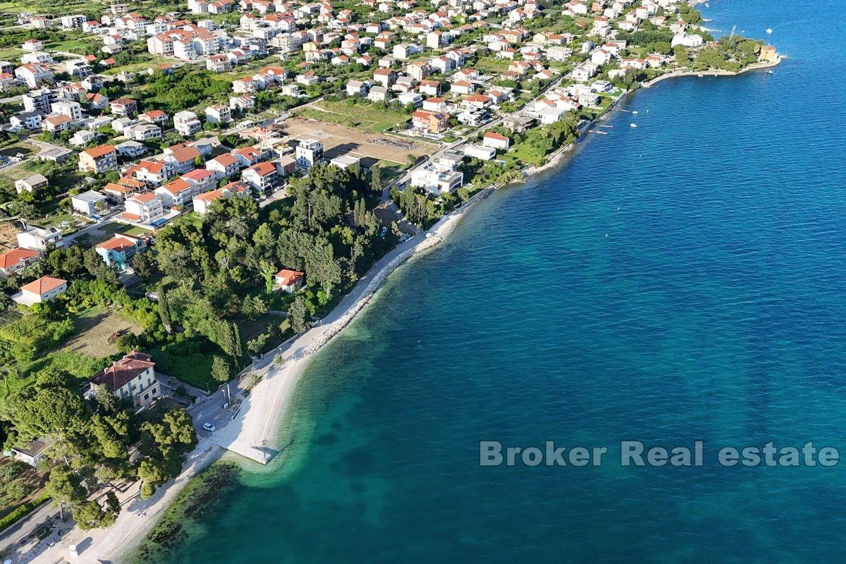 Building land with a view of the sea