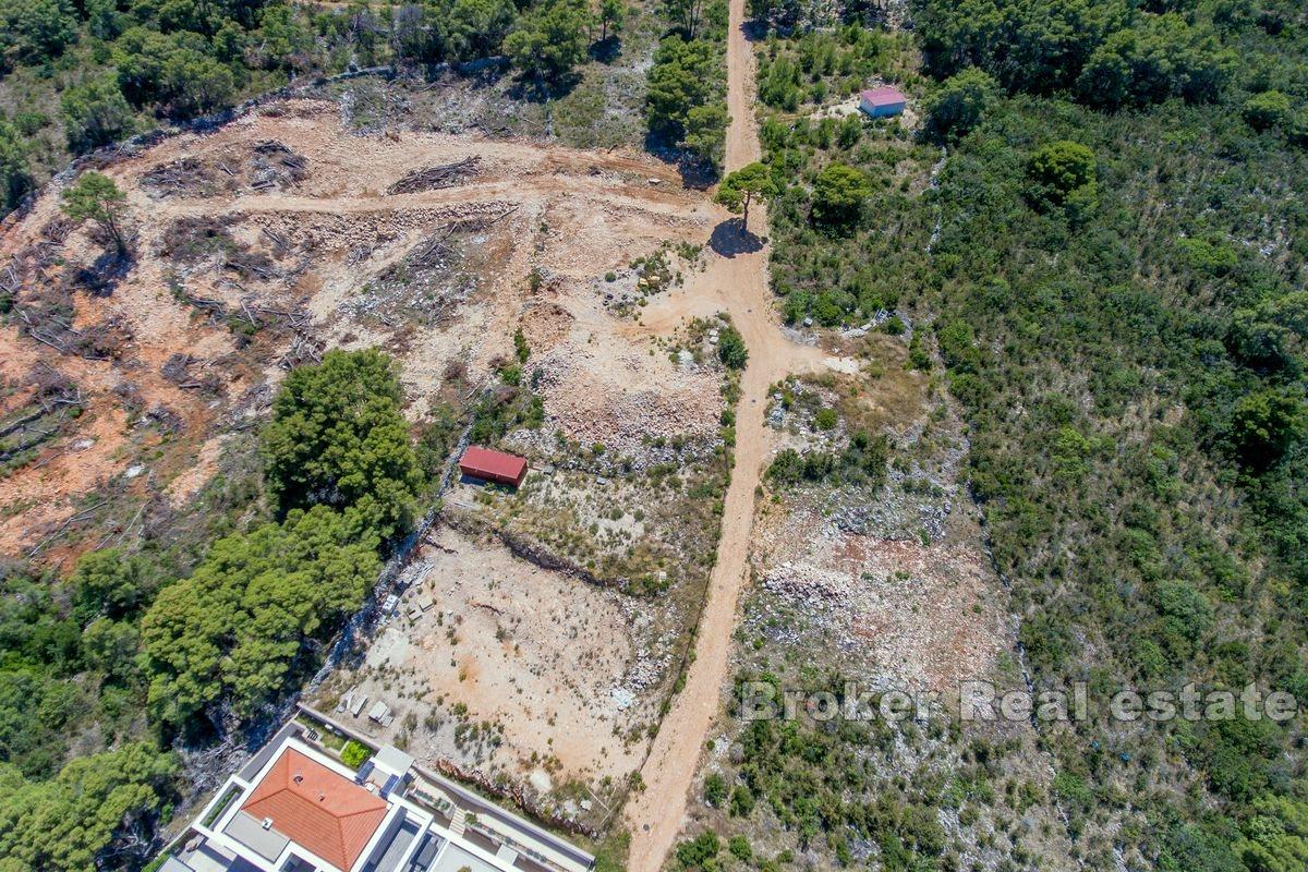 Terreno edificabile vicino al mare con vista