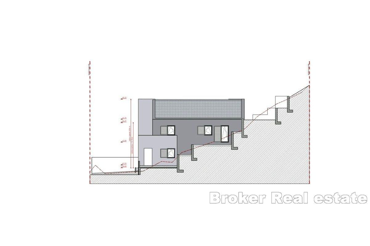 Terrain constructible en cascade avec projet de construction