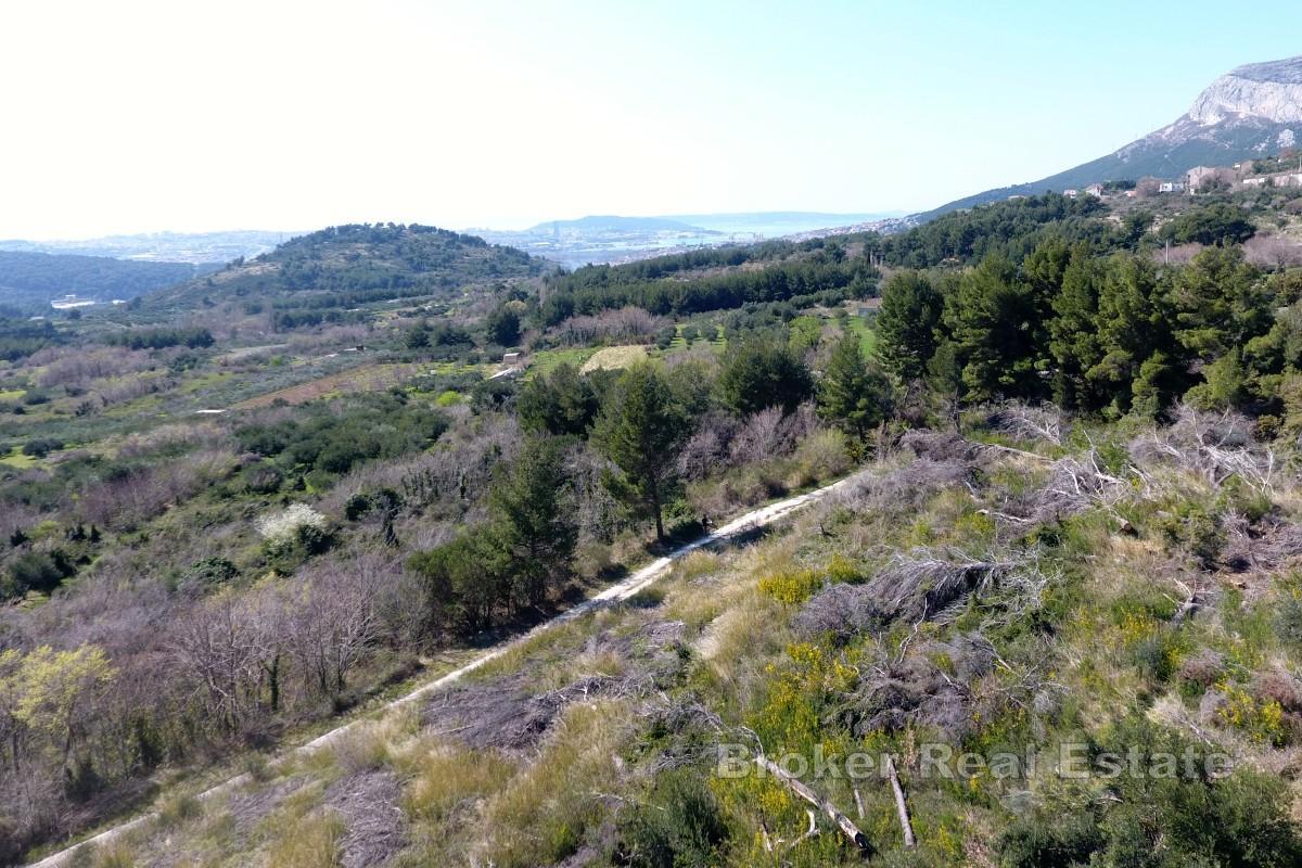 Terrain constructible attractif dans un cadre paisible