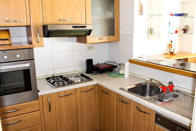 Appartement à louer à Split, trois chambres avec vue sur la mer