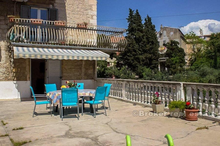 Trois appartements dans le centre de Split, à vendre