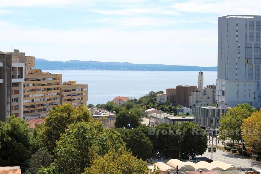 Apartment mit zwei Schlafzimmern und Meerblick