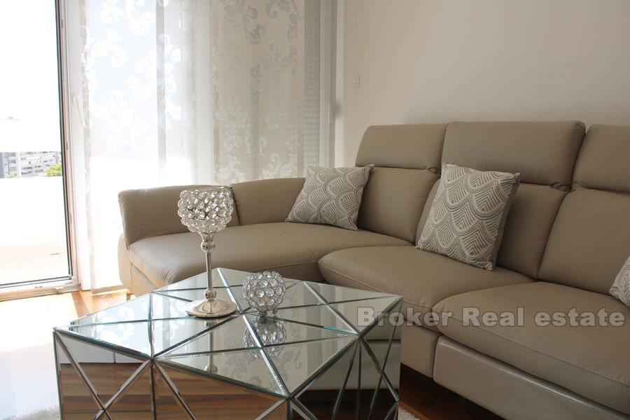 Apartment mit zwei Schlafzimmern und Meerblick