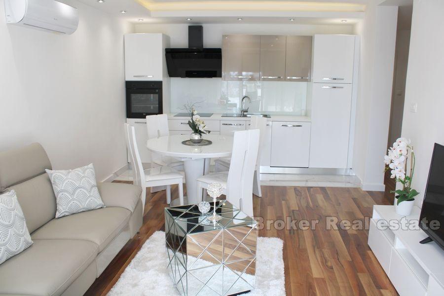 Apartment mit zwei Schlafzimmern und Meerblick